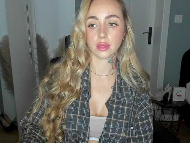 SEXYcoralie
