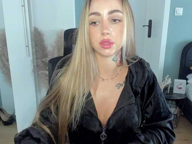 SEXYcoralie