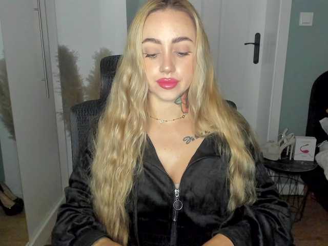 SEXYcoralie