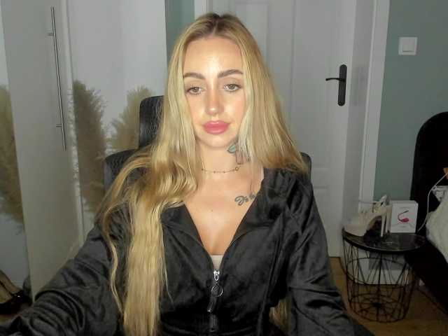 SEXYcoralie