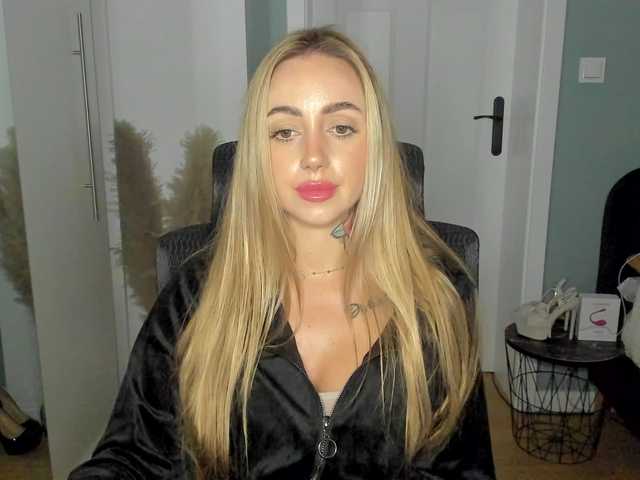 SEXYcoralie