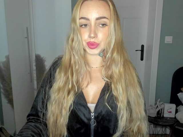 SEXYcoralie