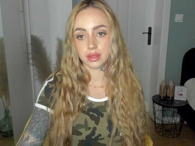 SEXYcoralie