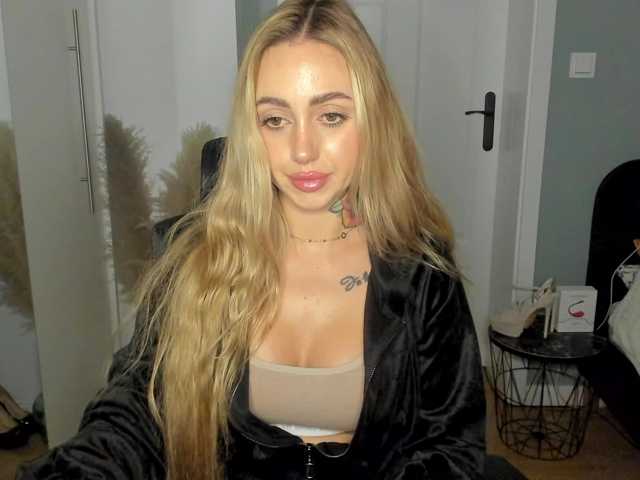 SEXYcoralie