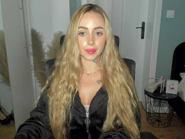 SEXYcoralie