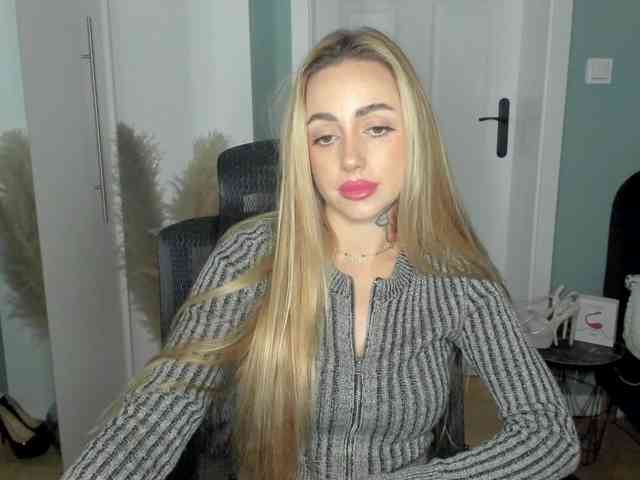 SEXYcoralie