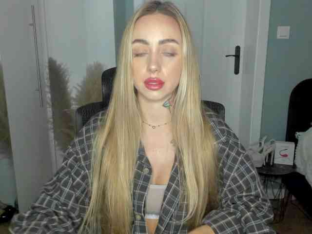 SEXYcoralie