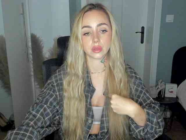 SEXYcoralie