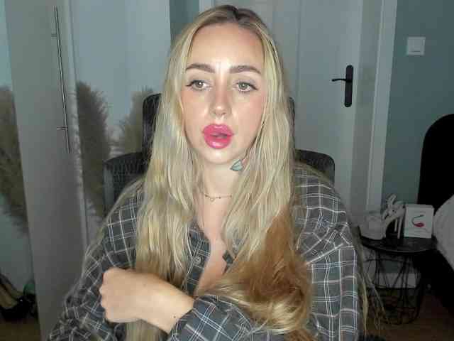 SEXYcoralie