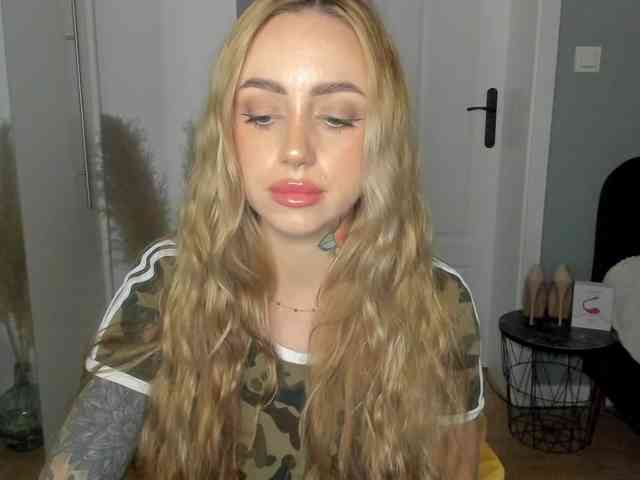 SEXYcoralie