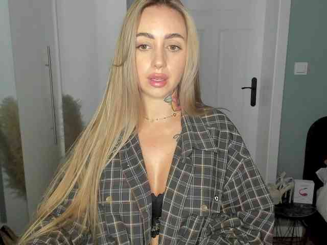 SEXYcoralie