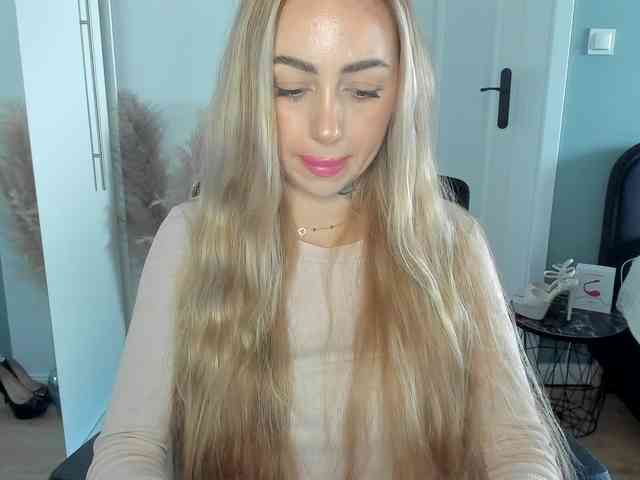 SEXYcoralie