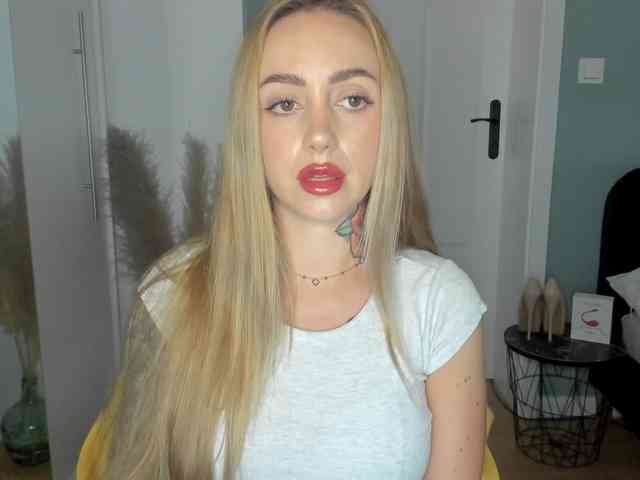 SEXYcoralie