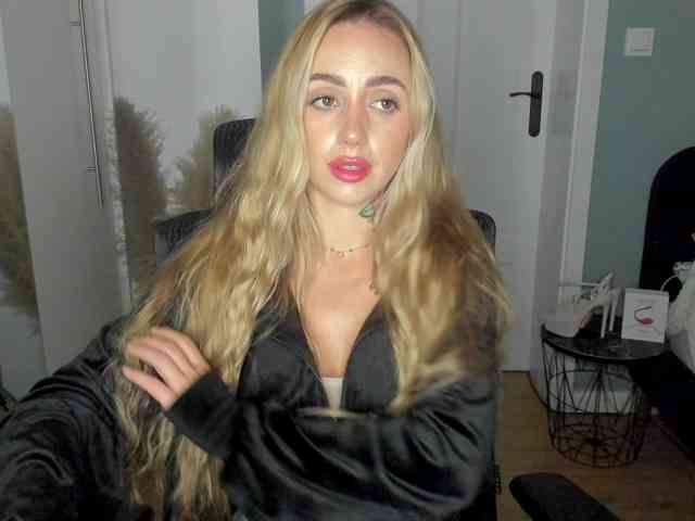 SEXYcoralie