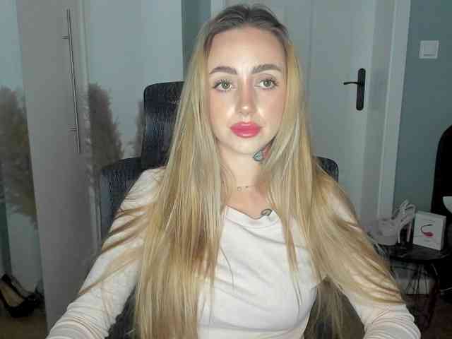 SEXYcoralie