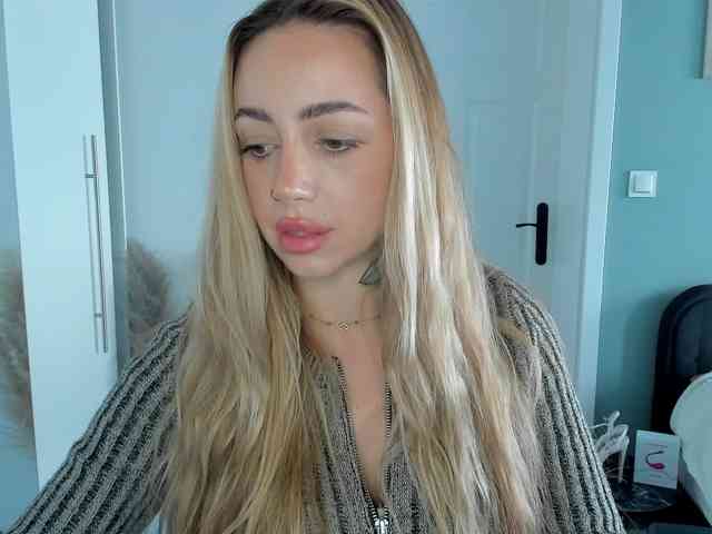 SEXYcoralie