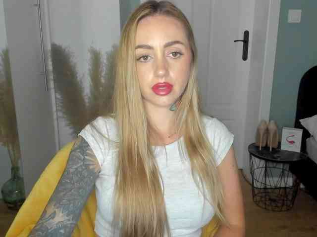 SEXYcoralie