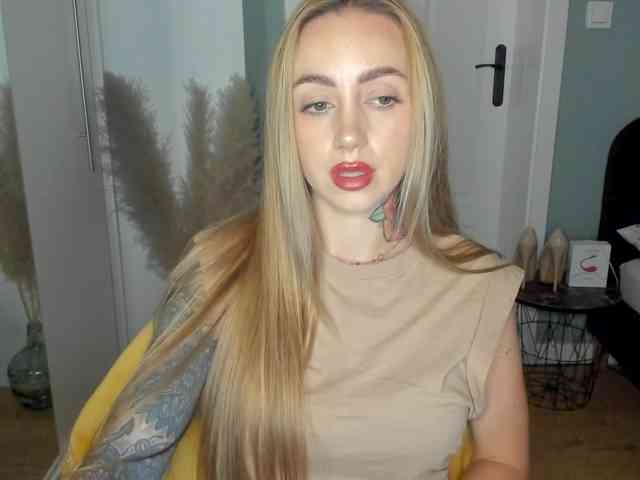 SEXYcoralie