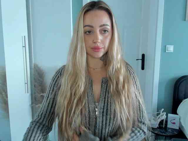 SEXYcoralie