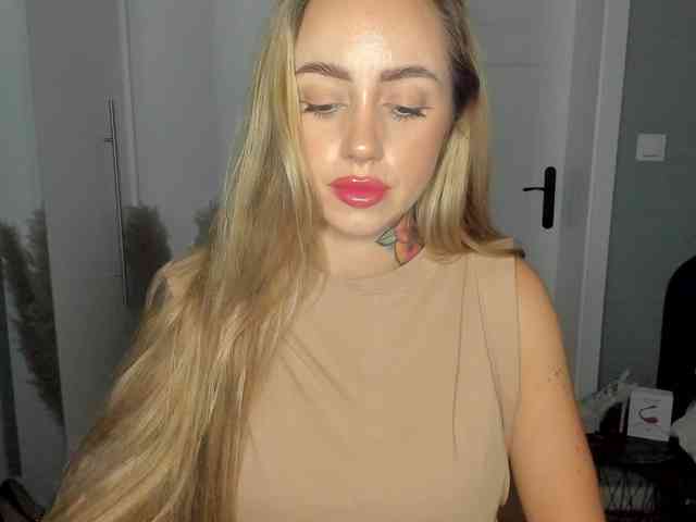 SEXYcoralie