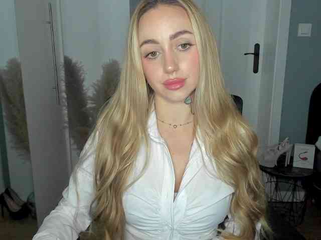 SEXYcoralie