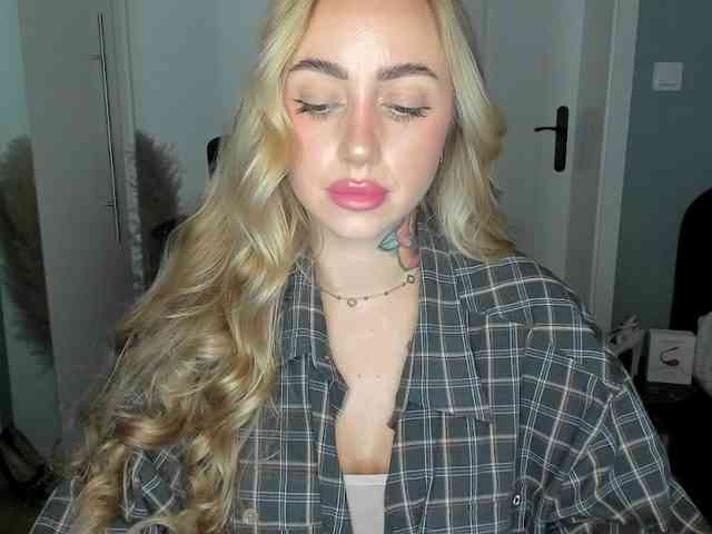 SEXYcoralie