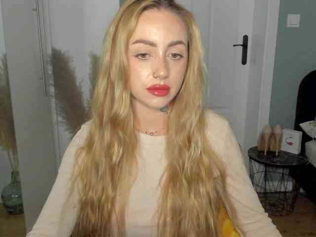 SEXYcoralie
