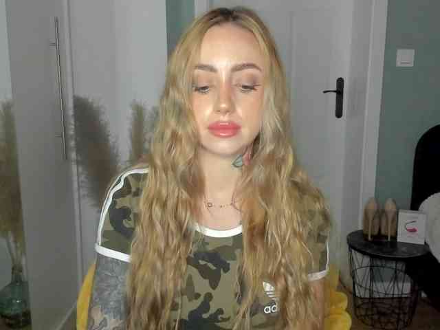 SEXYcoralie