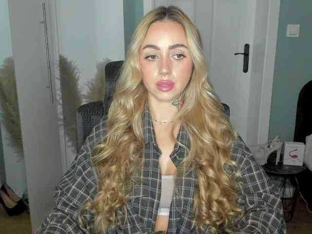 SEXYcoralie