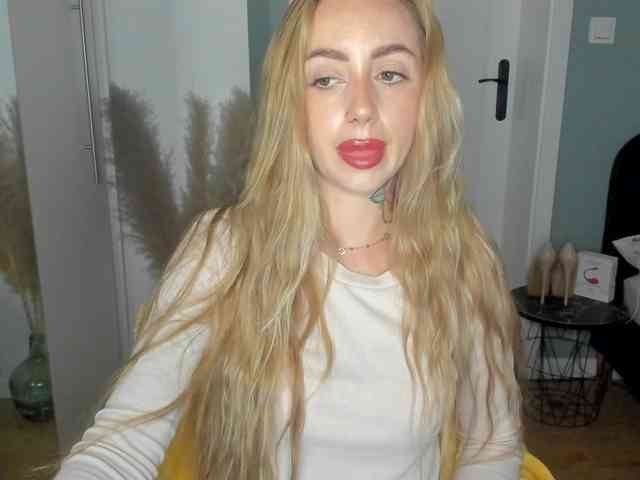 SEXYcoralie