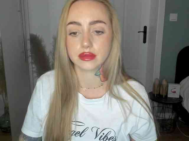 SEXYcoralie