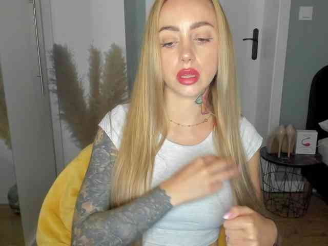 SEXYcoralie