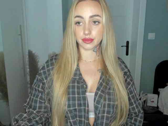 SEXYcoralie