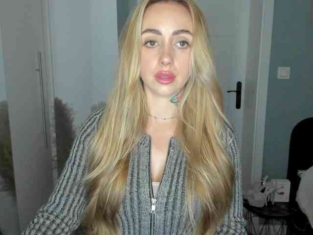 SEXYcoralie