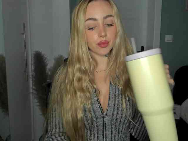 SEXYcoralie