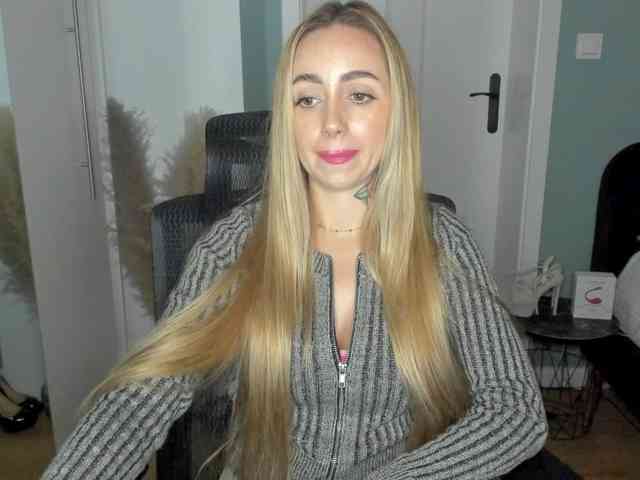 SEXYcoralie