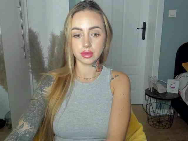 SEXYcoralie