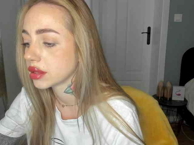 SEXYcoralie