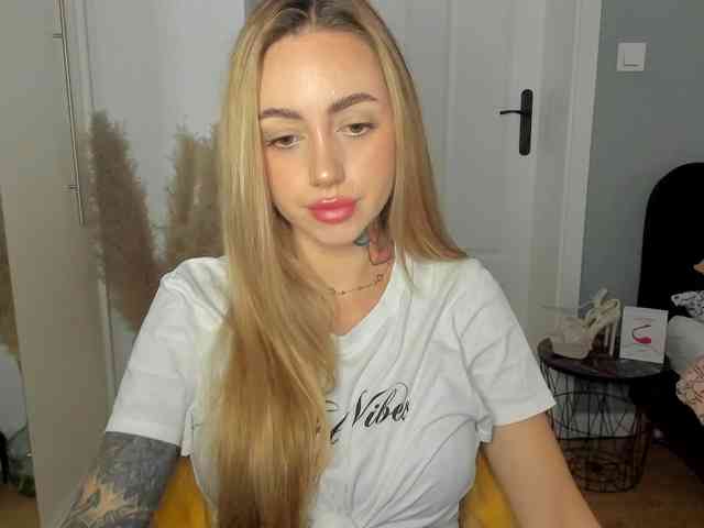 SEXYcoralie