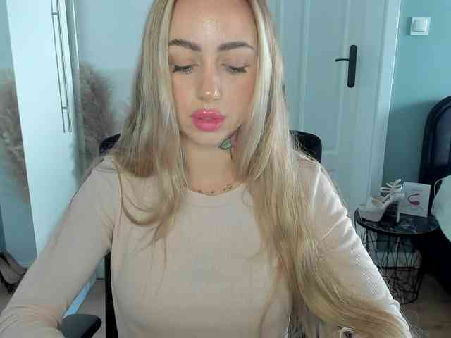SEXYcoralie