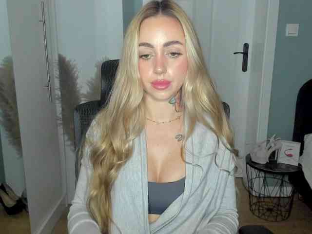SEXYcoralie