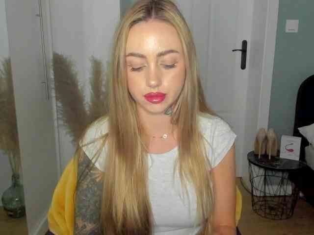 SEXYcoralie