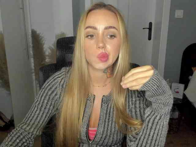 SEXYcoralie