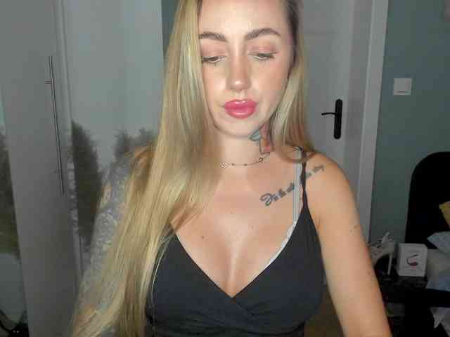 SEXYcoralie