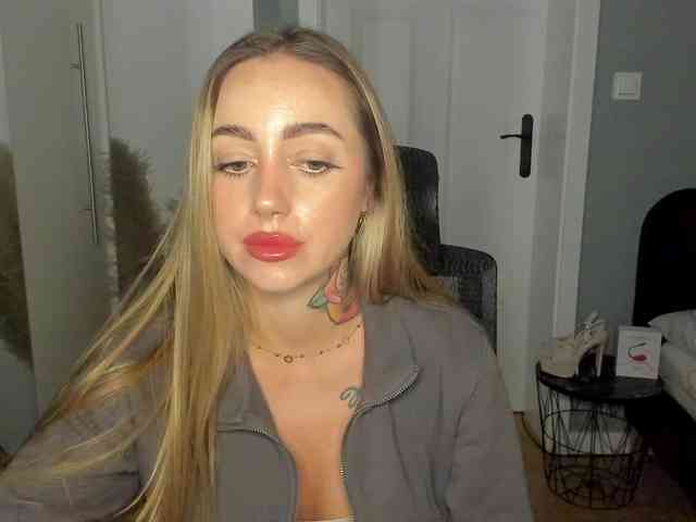 SEXYcoralie