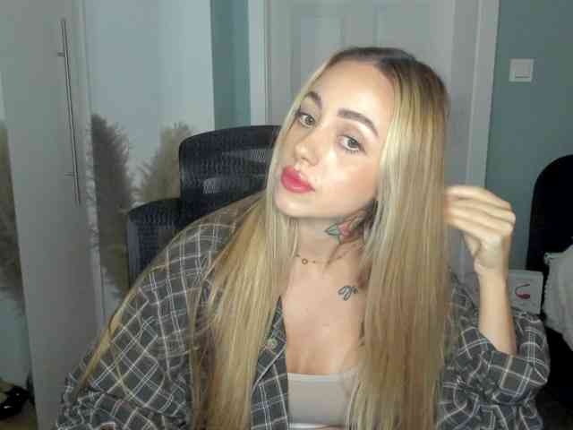 SEXYcoralie