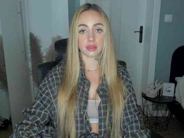 SEXYcoralie