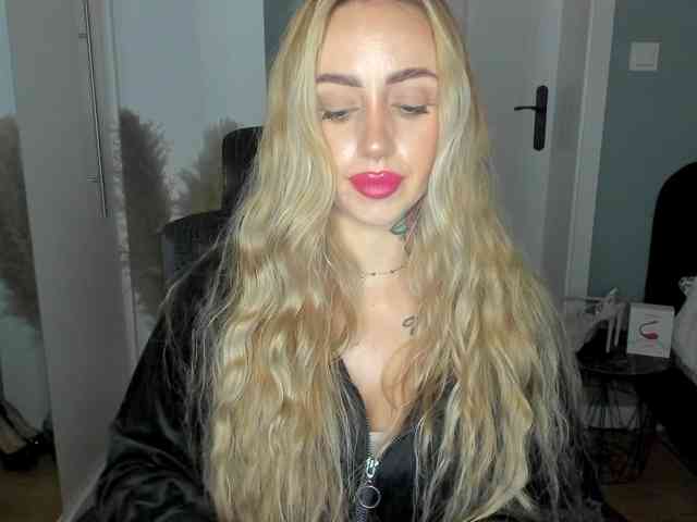 SEXYcoralie