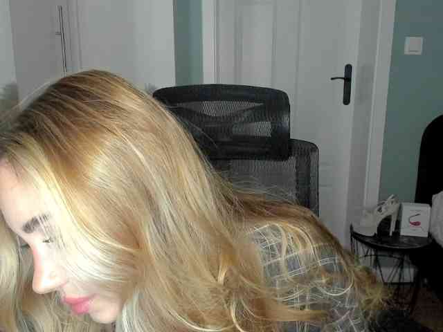 SEXYcoralie