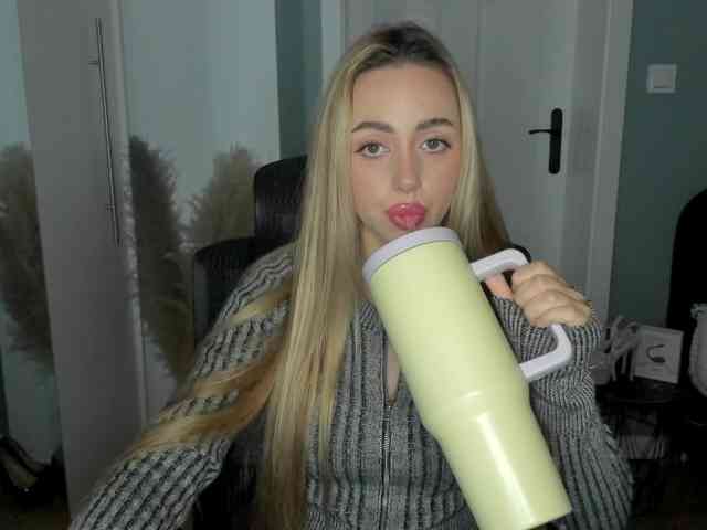 SEXYcoralie